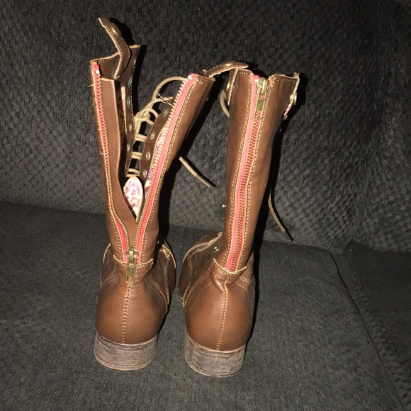 Charlotte Russe Brown Button Down Combat Boots - Picture 3 of 7